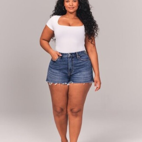 Abercrombie & Fitch Curve Love High Rise Mom Shorts-Size 37